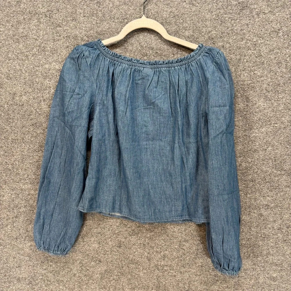 Old Navy Chambray Top Womens Small‎ Blue Ruffle Square Neck Puff Sleeve NEW